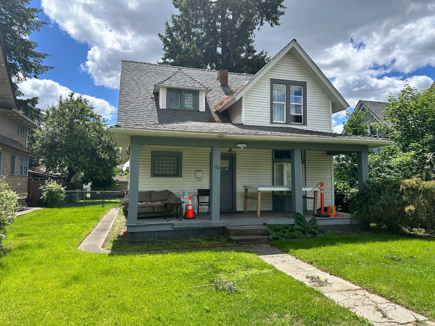 320 East Nora