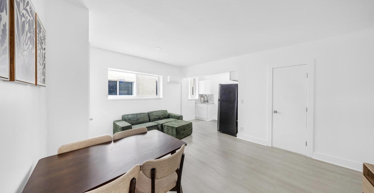 1250 SW 6th St, Unit 202W A (Furnished Room) gallery image