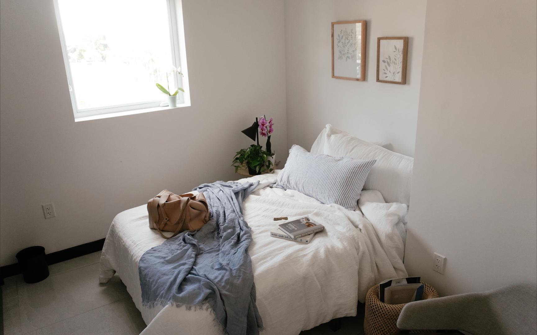 475 SW 7th St, Unit 401-B (Furnished Room) gallery image