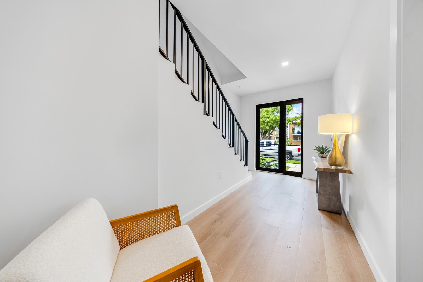 1376 SW 4th St, Unit 405A (Furnished Room) gallery image