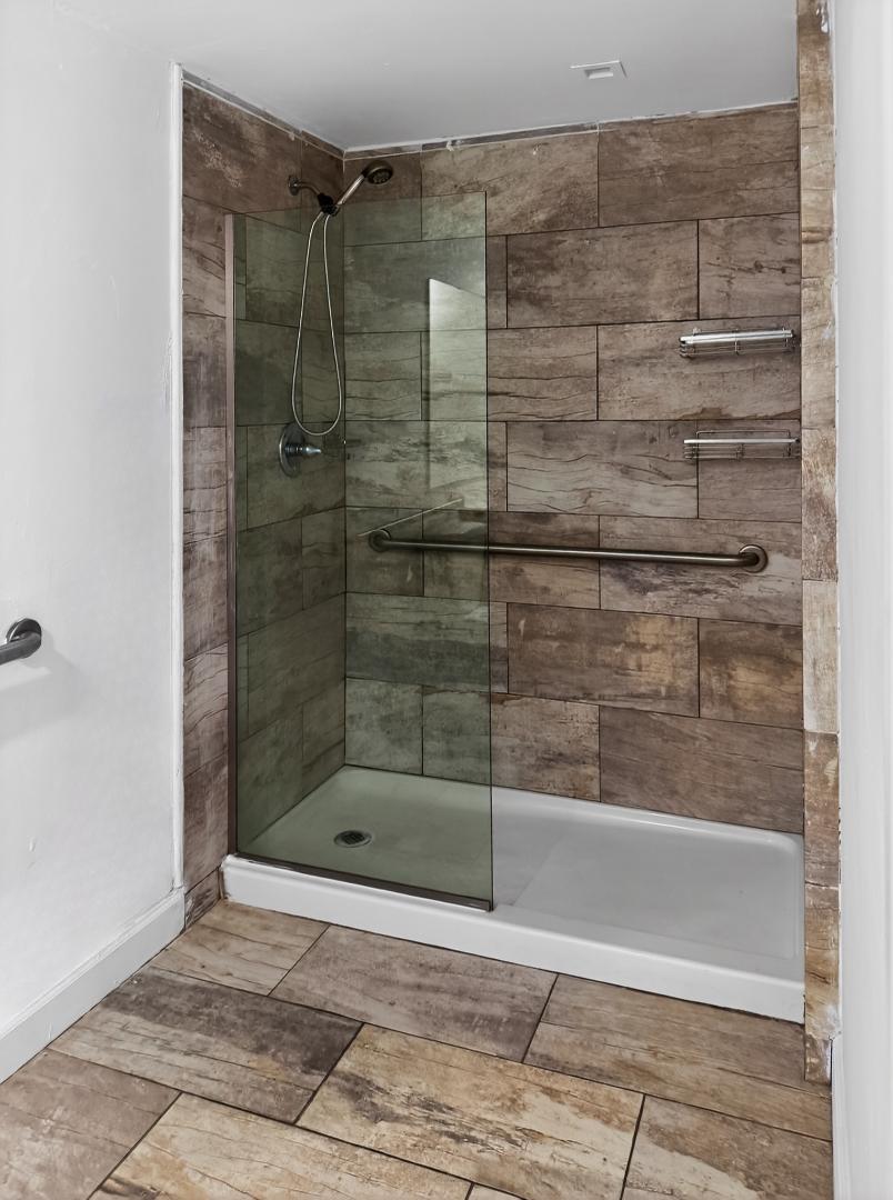 444-542 SW 3rd Street, Unit 542 SW 3rd St, E3 gallery image