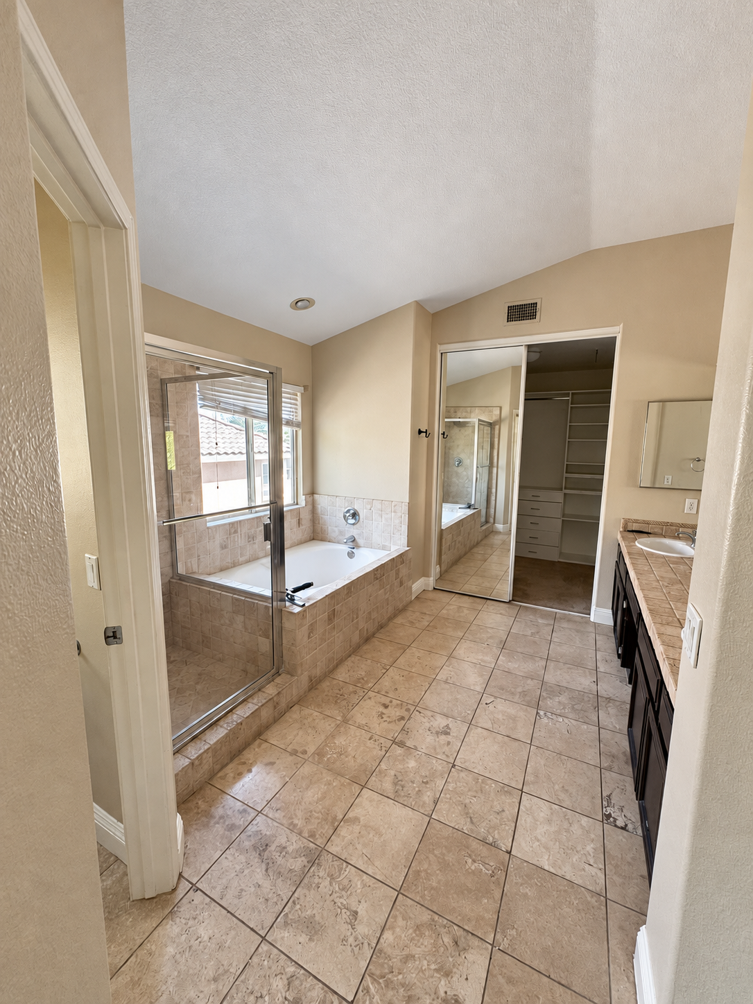 828 Villa Montes Circle rental photo 10