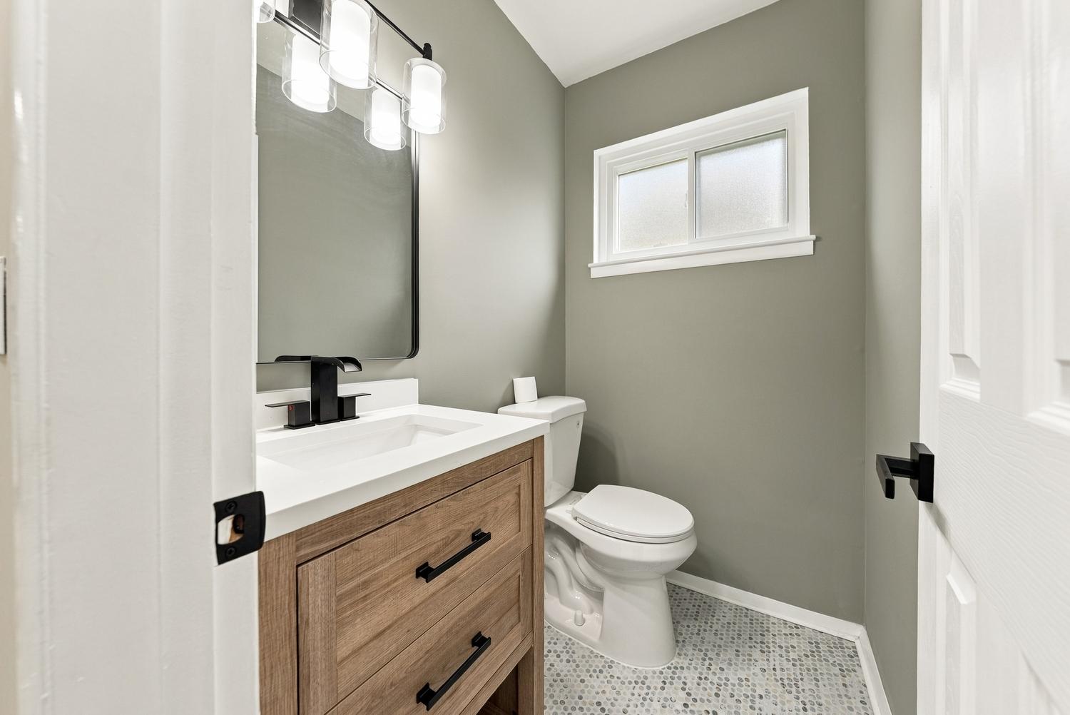 270 Michigan Ave photo 41
