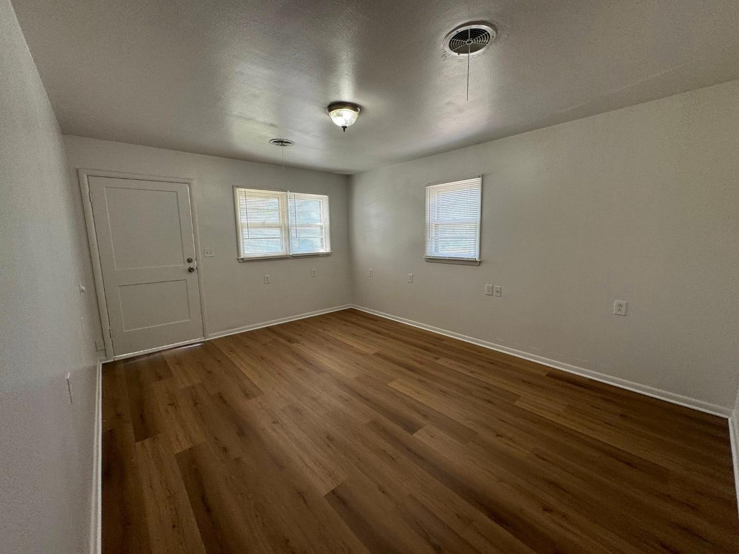 610 E 15th Ave, Apt #1, photo 3