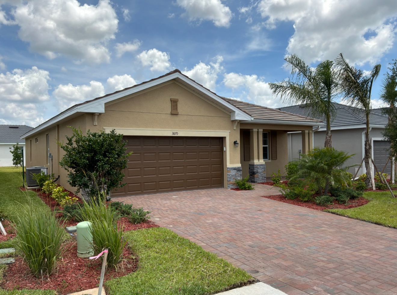 3870 Passion Vine Dr