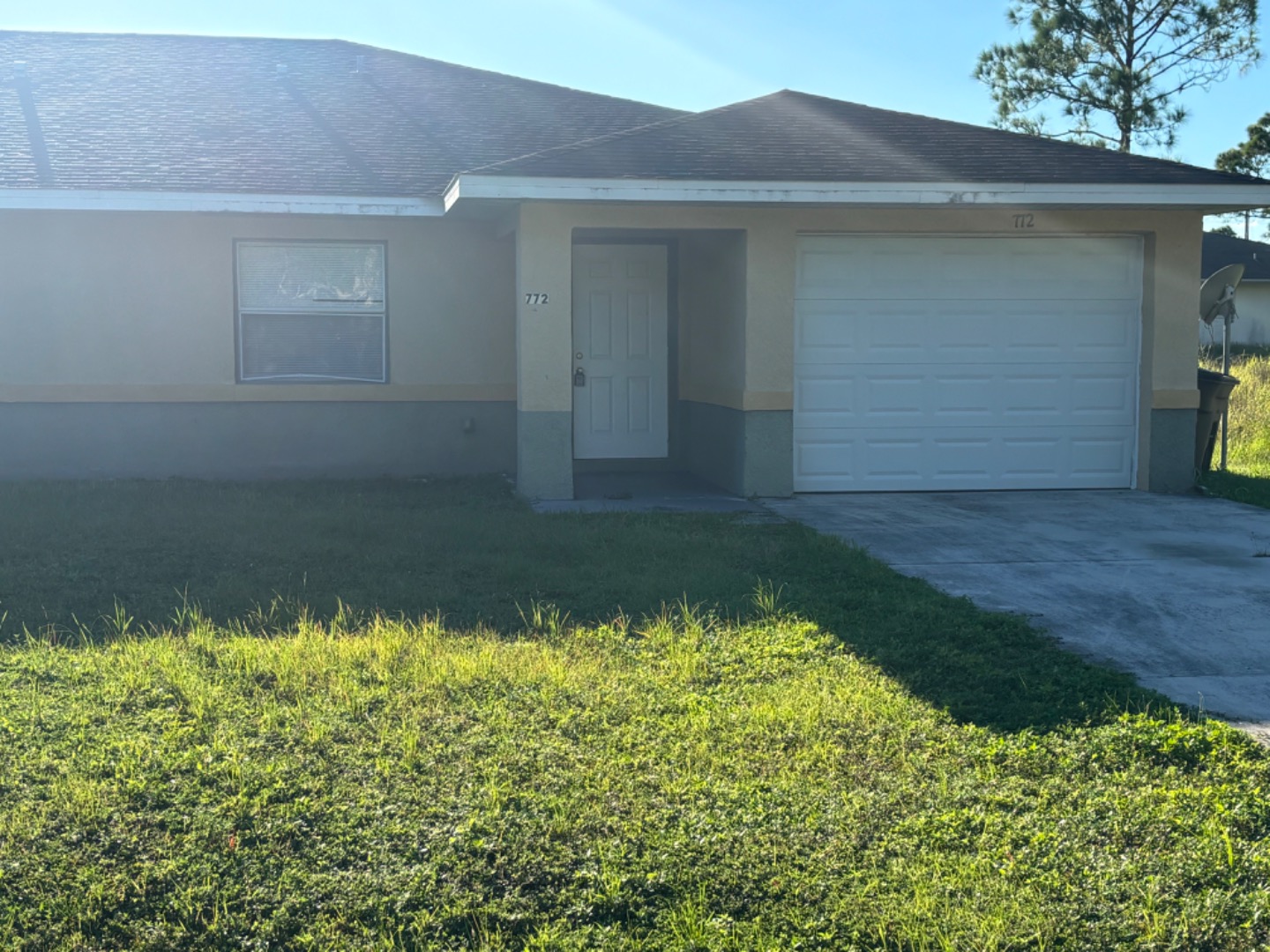 772 Holmes Ave - 772 Holmes Ave