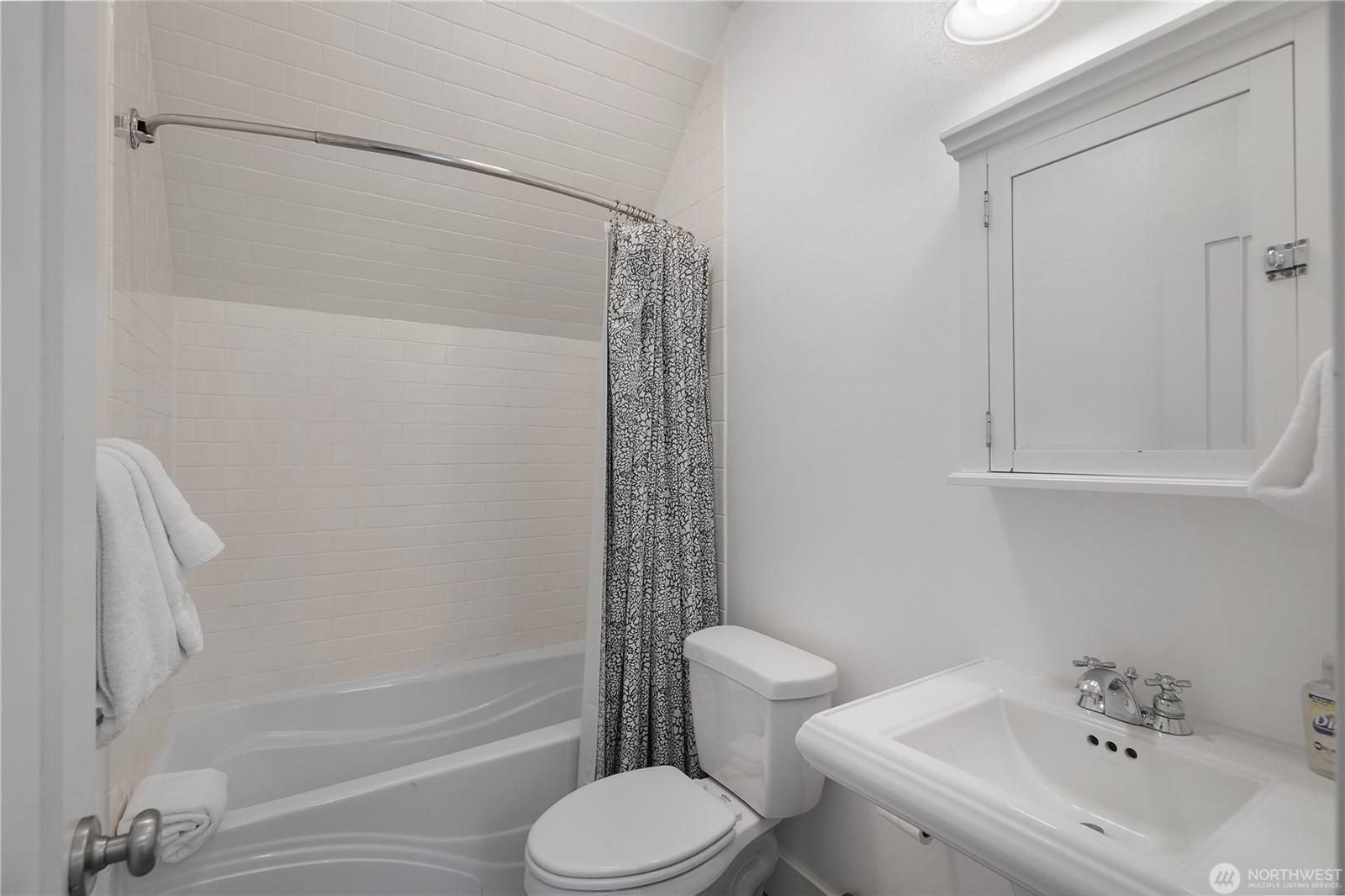 Thistlewood Cottage photo 16