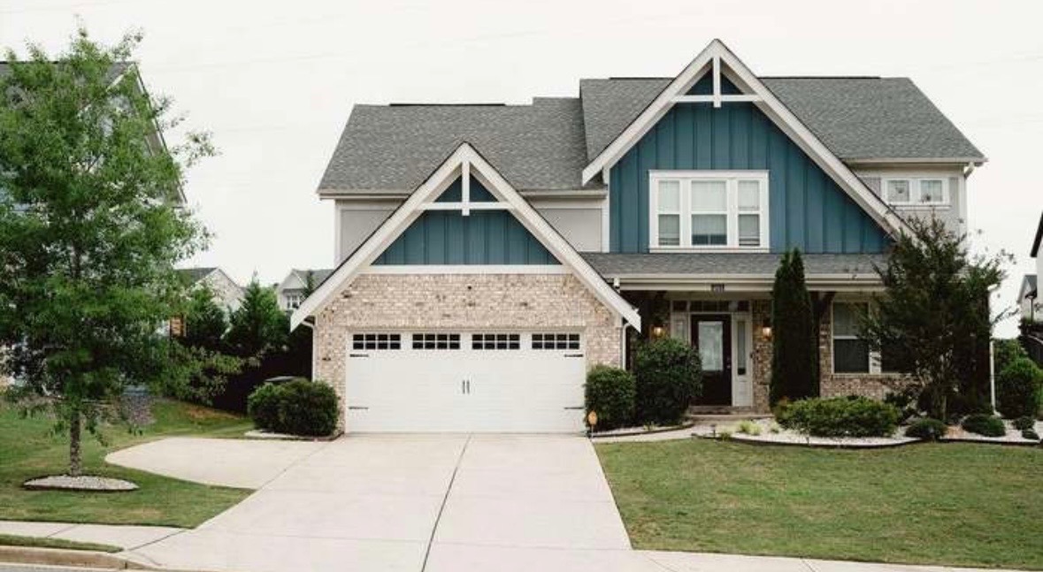 4 Bedroom House – 4924 Creekside Ln, Powder Springs, GA 30127